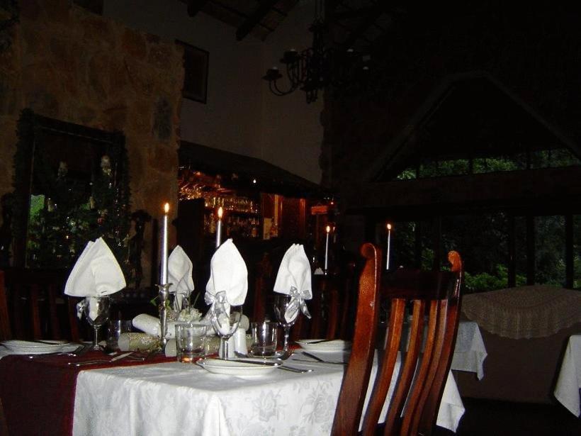 Forest Creek Lodge & Spa Дълстроом Екстериор снимка