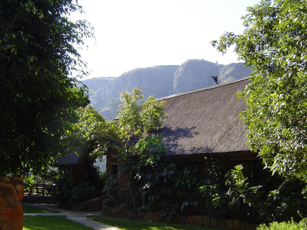 Forest Creek Lodge & Spa Дълстроом Екстериор снимка